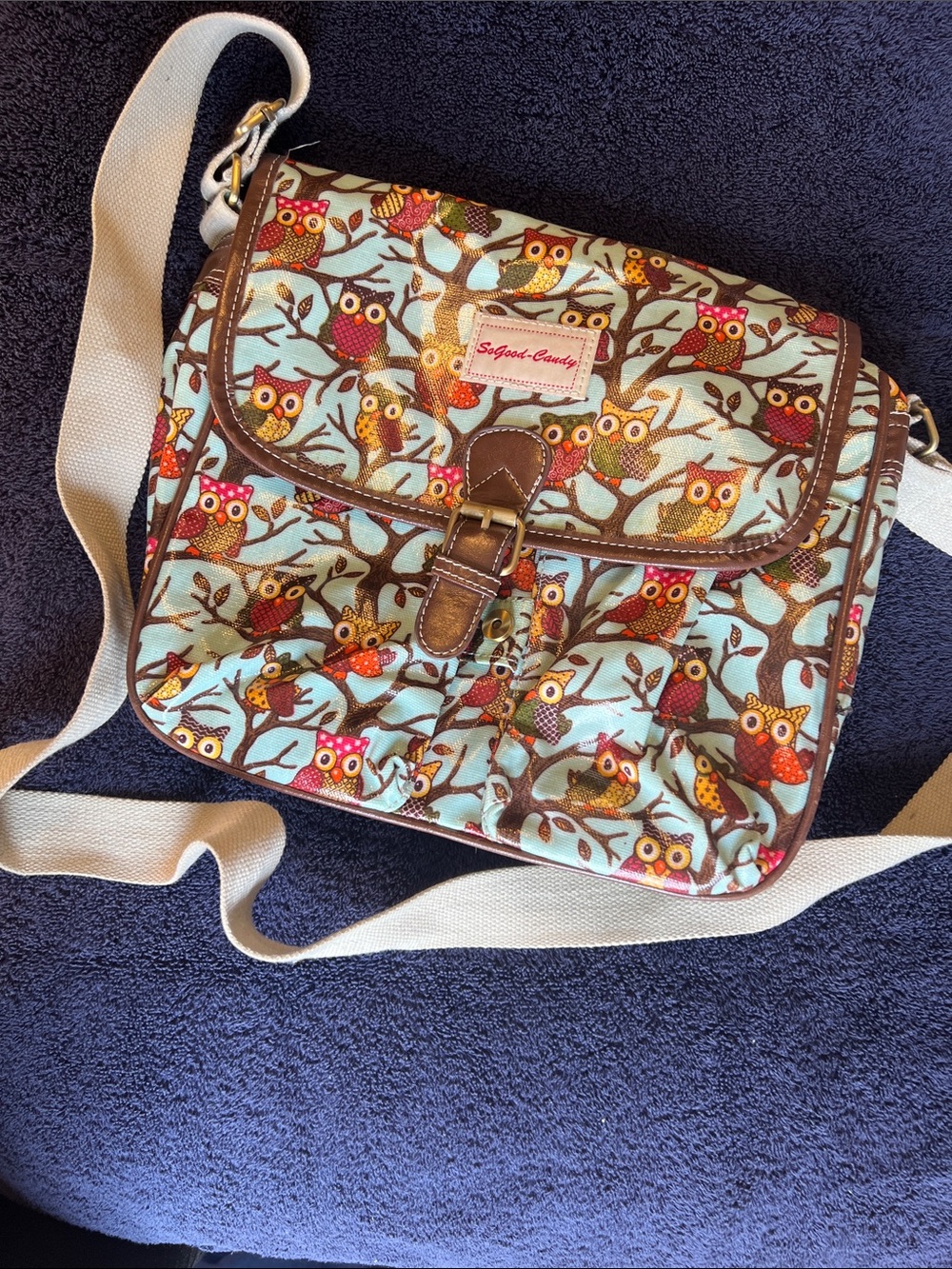 SoGood-Candy Light Blue Owl Print Crossbody Bag with Cream Strap